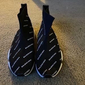 Worn 4 times, no box.